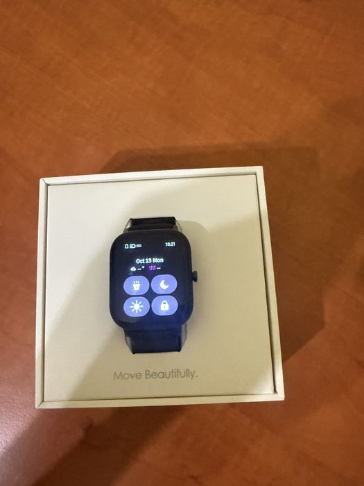 Смарт часовник.Супер запазен.