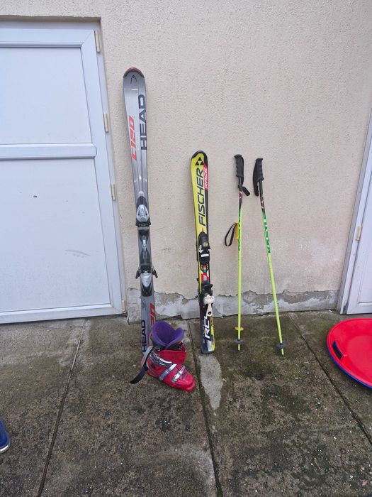 Ski si clapari de vanzare