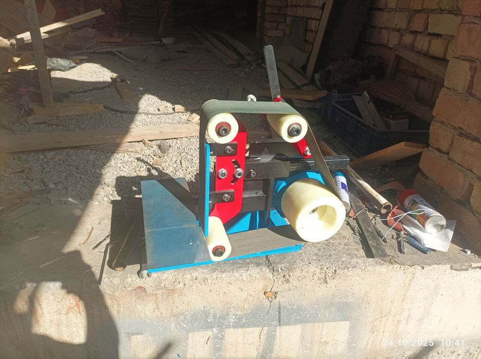 Гриндер (ленточно шлифовальная машина ) Универсальная