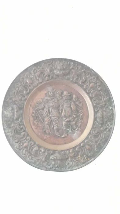 Tabou cupru                              .