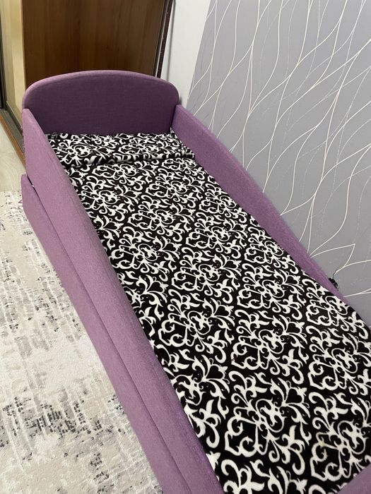 продам детскую кровать до 10-12 лет