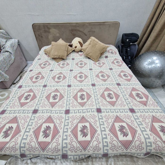 Спальный Кровать