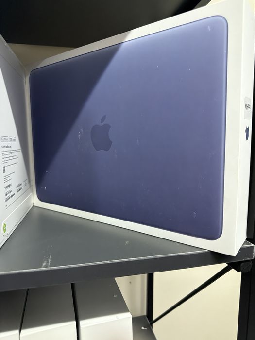 Apple , MacBook Neo 256