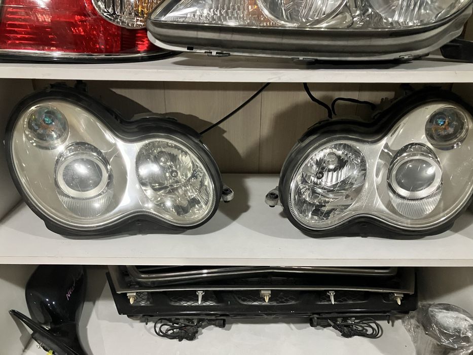 Mercedes-Benz w203 крыло