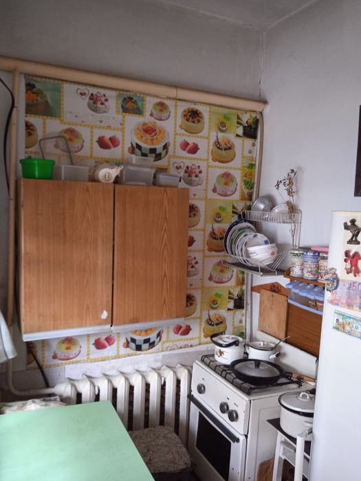 Продам дом с времянкой и участком