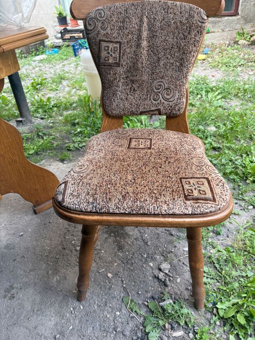 Vanzare masa bucatarie si 2 scaune