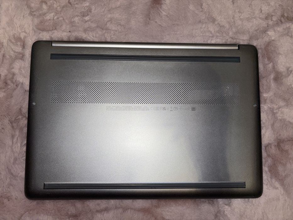 Laptop hp 15s-eq1035nq