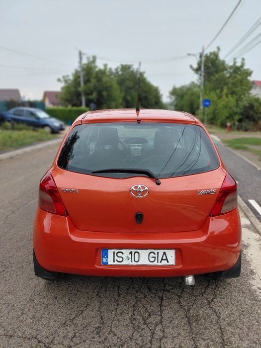 Toyota Yaris Automata 1.3 benzina ! Stare impecabila mecanic si estetic ,itp nou 06 2027 !