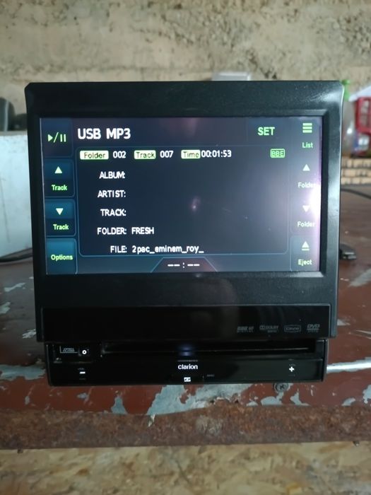 Clarion VZ509E CD DVD player за автомобил