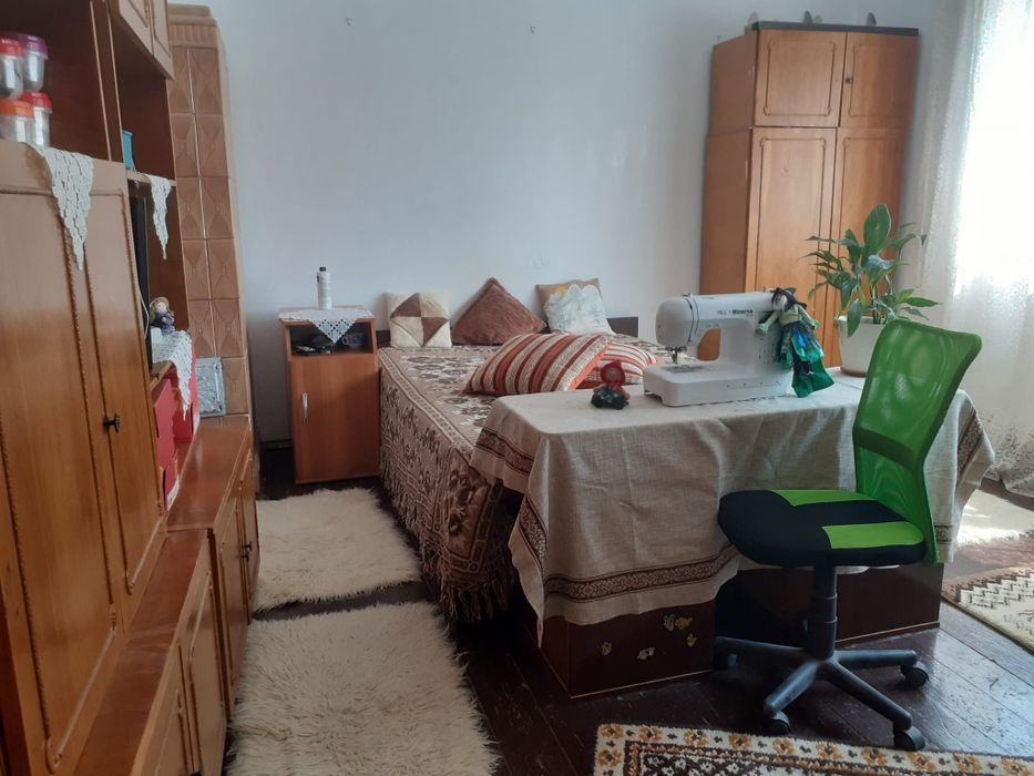 Apartament  3 camere, cu gradina, doua intrari si doua bai
