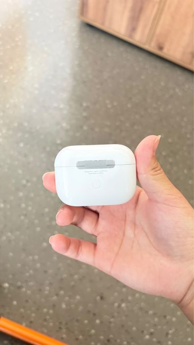 Наушники Airpods Продаю