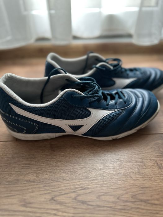 Футболни обувки Mizuno