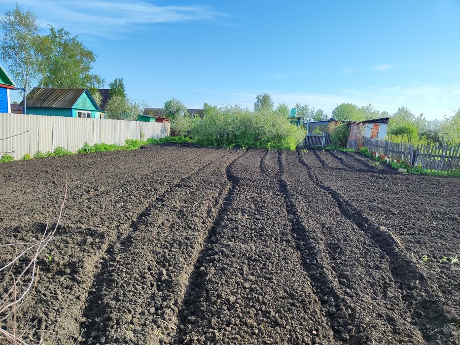 Продам дачный участок Лада