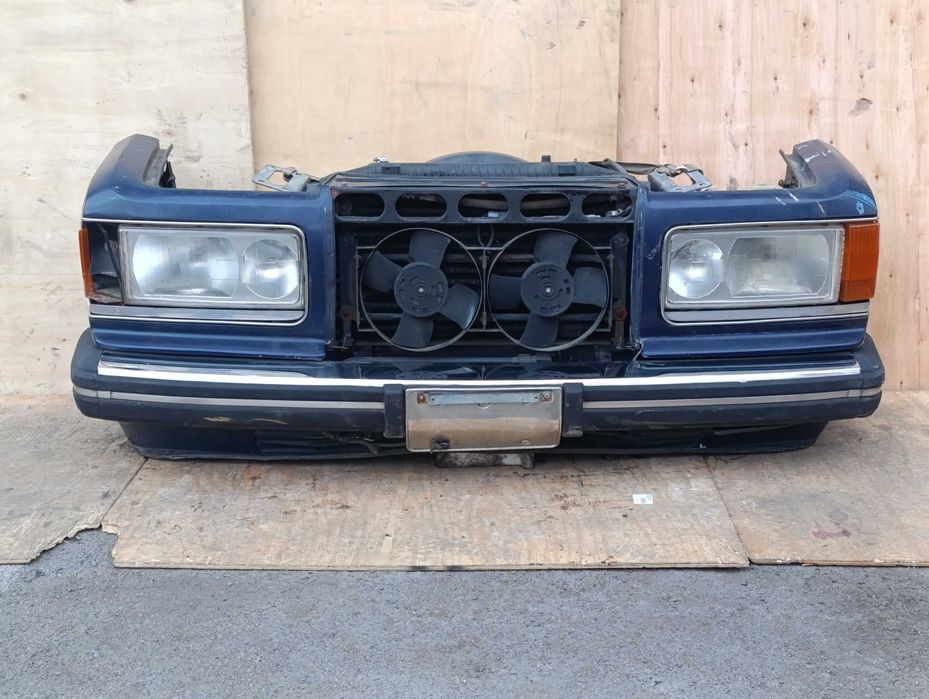 Ноускат Rolls-Royce Silver Spirit Spur Bentley Mulsanne 80-97г Фары