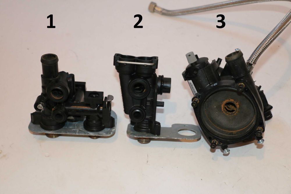 Grup tur retur corp pompa centrala Viessmann Vitodens 050-W