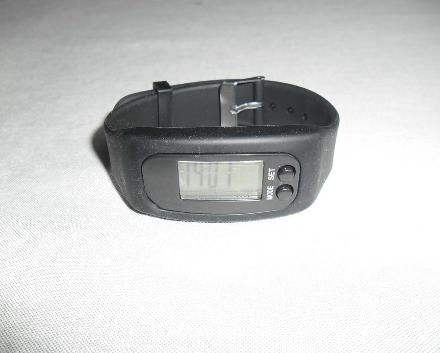 Часовник-крачкомер /Фитнес гривна.