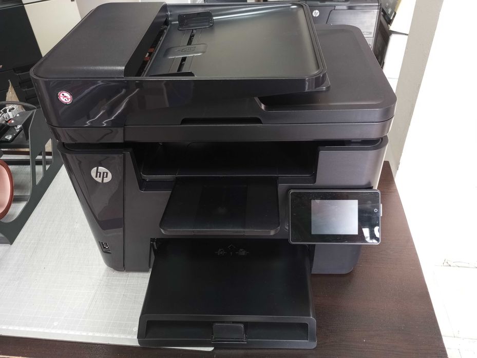 Нов! Безжичен Wi-Fi лазерен принтер, скенер и копир HP LaserJet Pro MFP M225dw с дуплекс и ADF