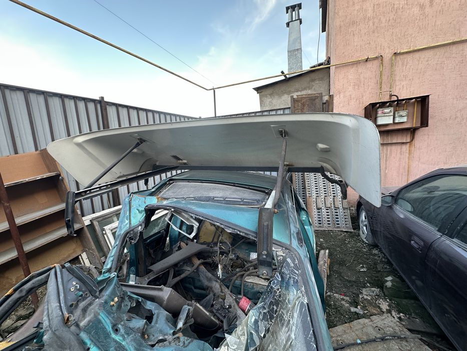 Спойлер обтекатель для грузовых машин