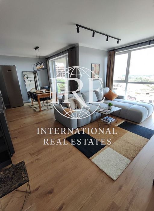 Продава се Тристаен апартамент в Варна, Бриз - 114 кв.м за 3422 €/кв.м - Снимка #1