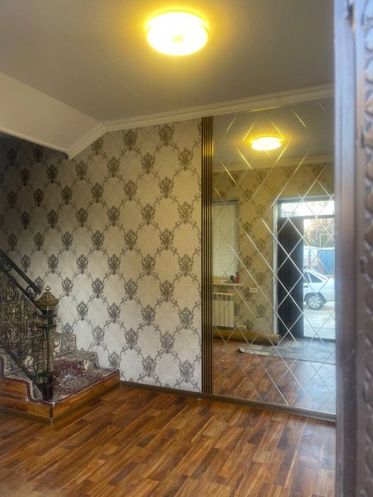 СРОЧНО ПРОДАЕТСЯ!  5-микр.Орбита. 3 этажный индувидуальний дом