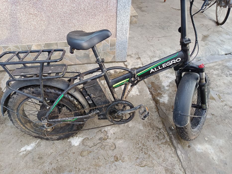 De vânzare bikileta