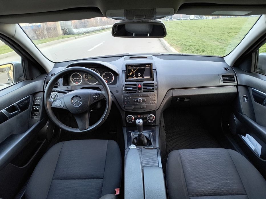 Mercedes-Benz C200 w204 2009