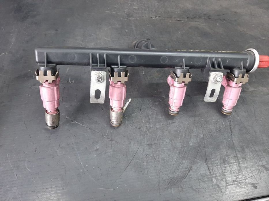 rampa cu injectoare 1.4 b 843a1000 fiat idea panda 2 punto stilo 0280156183