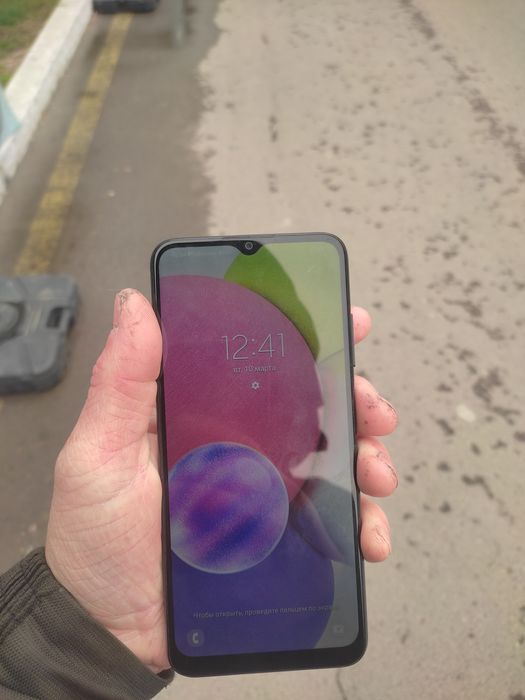 Samsung A03s 32 gb ishlashi zor aybi yoq