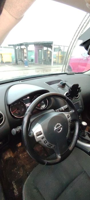 Vând Nissan qashqai