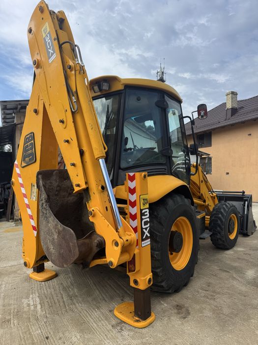 Buldoexcavator jcb 3cx
