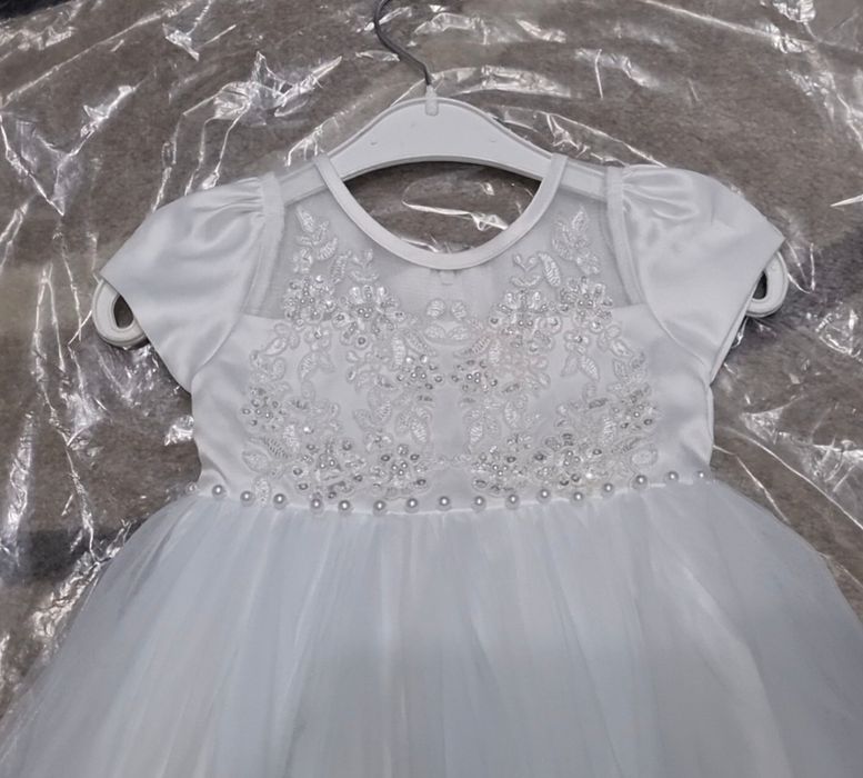 Нарядное платье на 1 годик