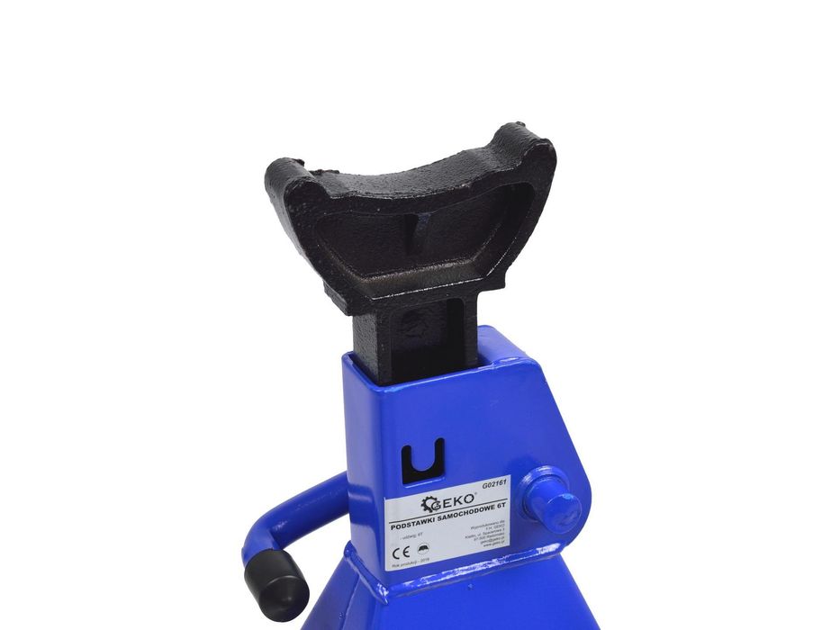 К-кт стойки за подпиране на леки и товарни автомобили/камиони 6т.