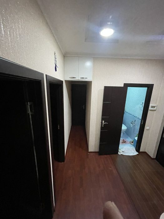 For sale: 3-room apartment, 3rd floor, 4-story building, not on the en