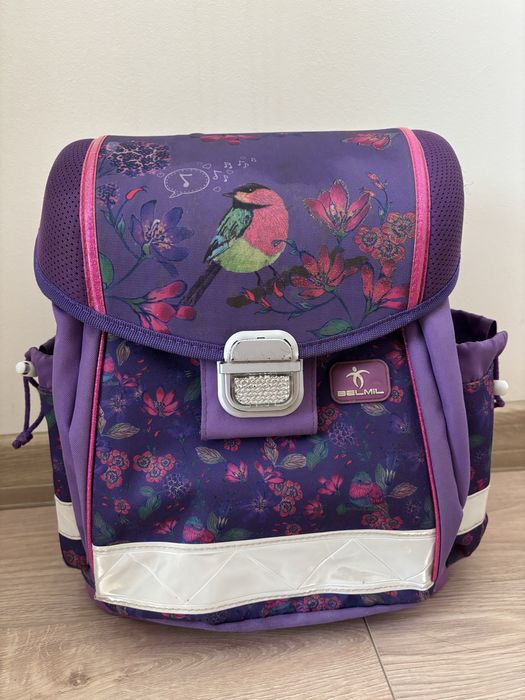 Учебни пособия за момиче