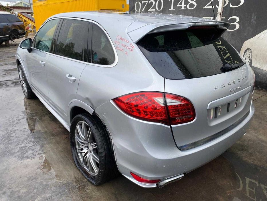 dezmembrez porsche cayenne cod motor CRCA/bara fata cayenne/faruri