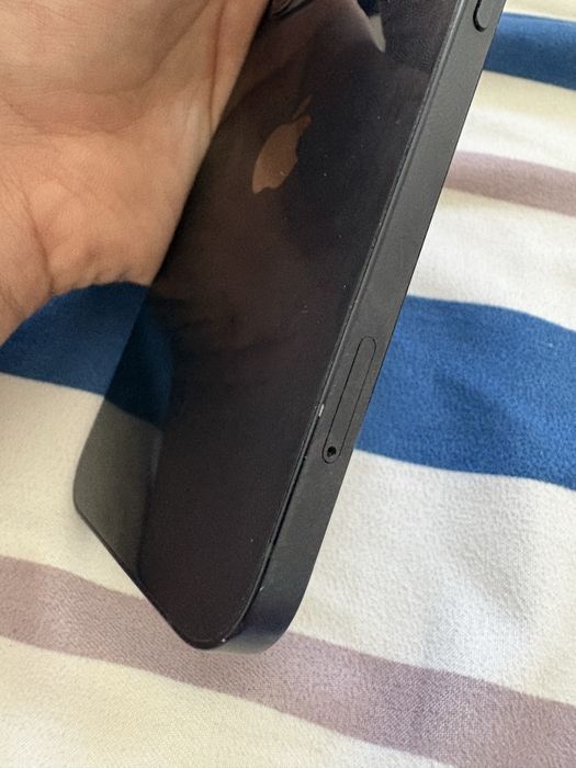 Продам iphone 12