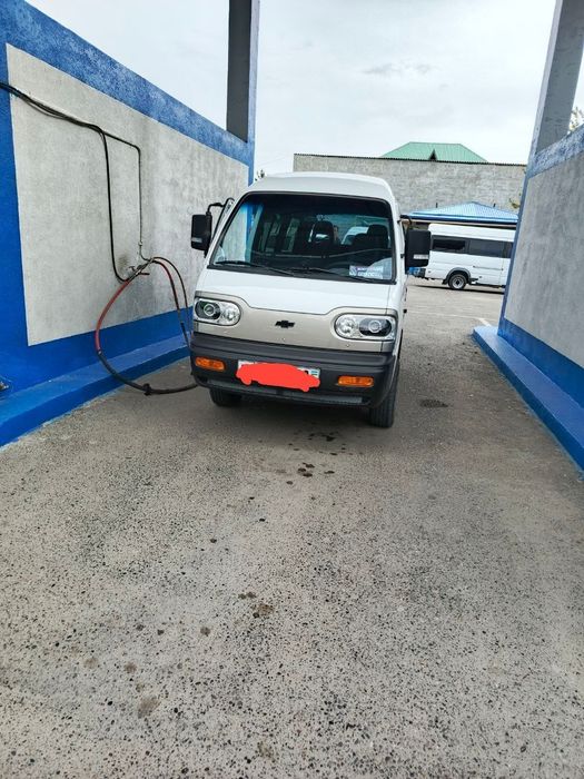 Дамасга би лед фара холати идиал янги фара  бир хафта ишлатилган