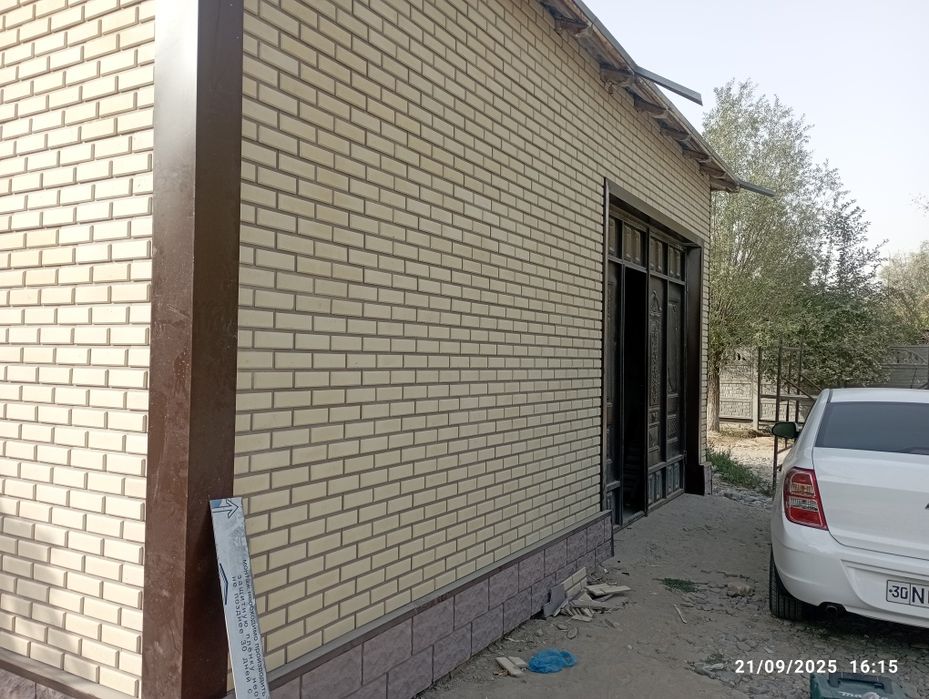 Fasadni plitkalar va urish hizmati plitka narxi kv² 60 ming