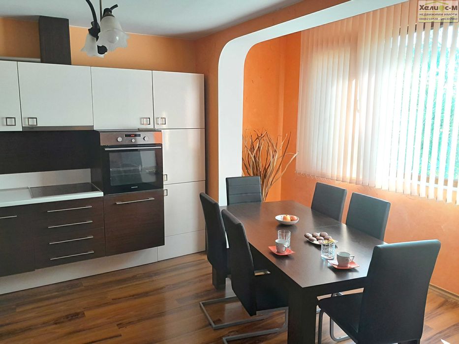 Продава се Двустаен апартамент в Монтана, Идеален център - 62 кв.м за 1604 €/кв.м - Снимка #1