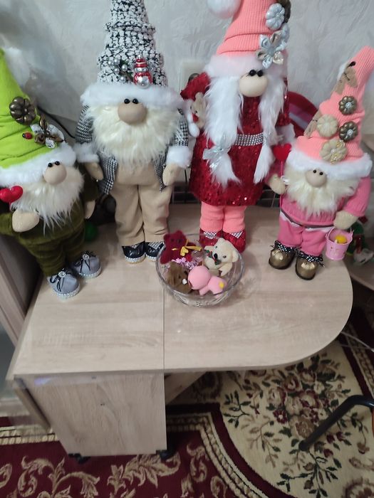 Продам срочно куклы .