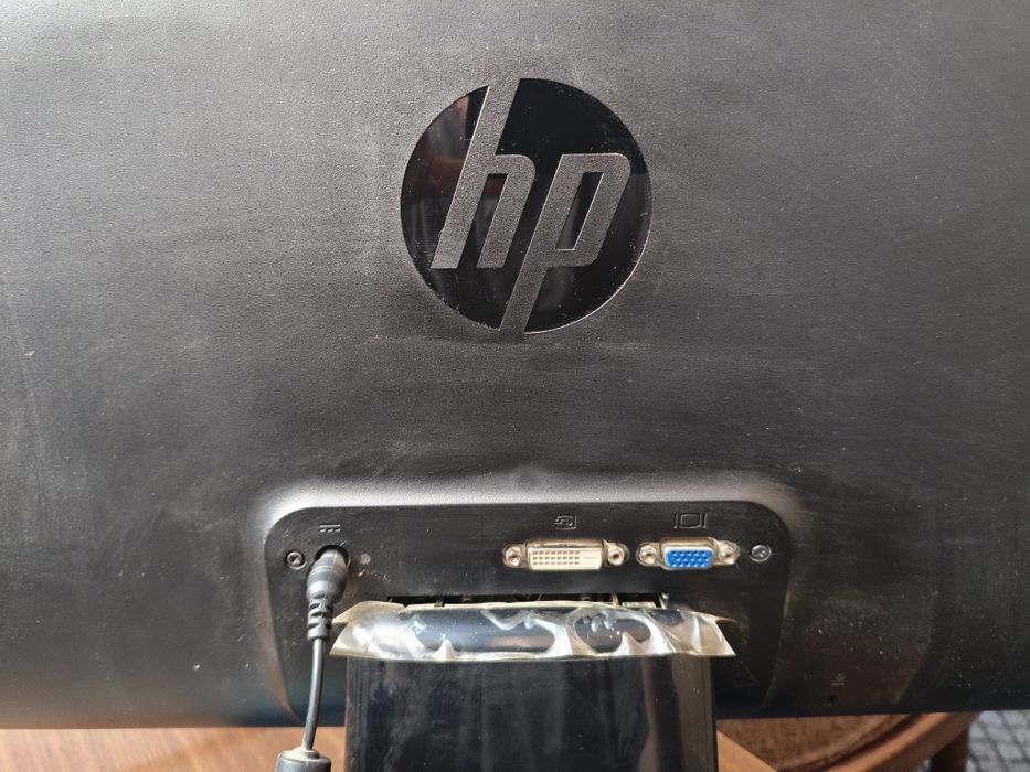 Монитор HP 2211x 21.5″ Full HD