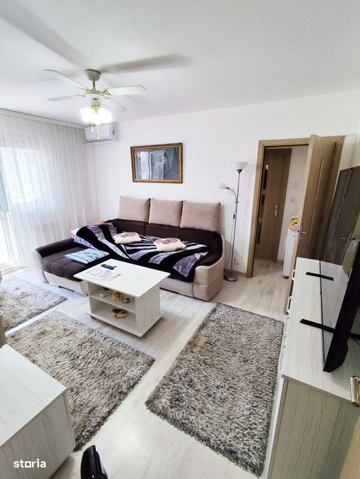 Vând apartament cu 2 camere renovat , mobilat și utilat
