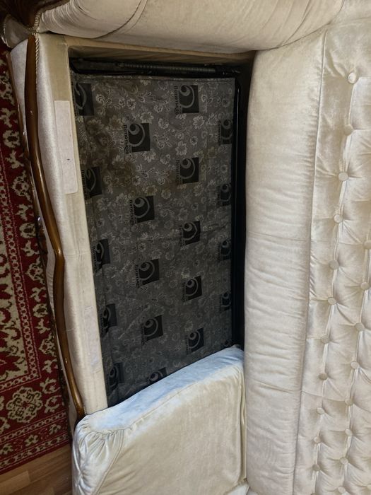 Продам угловой диван