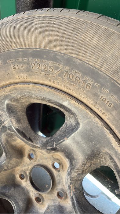 Продам резину. Шину б/у