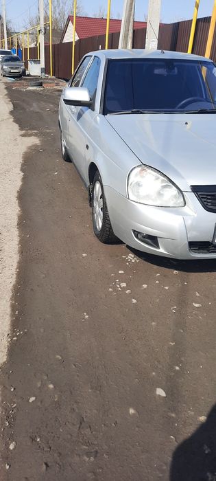 Ваз Лада Приора 2013