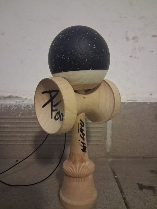 Kendama broken+revo
