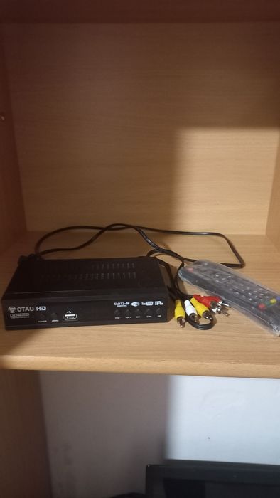 Продам приставку Otau TV