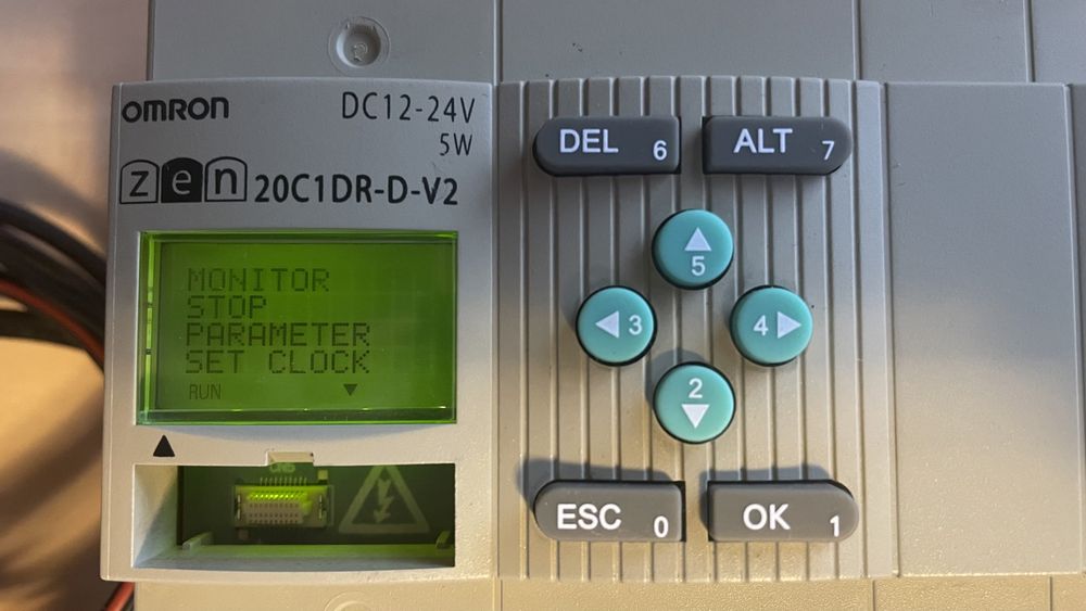 Vand PLC, automat programabil Omron Zen 20C1DR-D-V2, 12-24 V dc