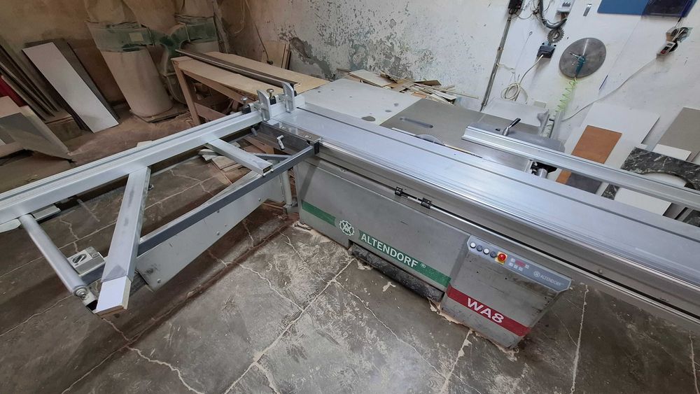 форматный распиловочный станок Altendorf WA8