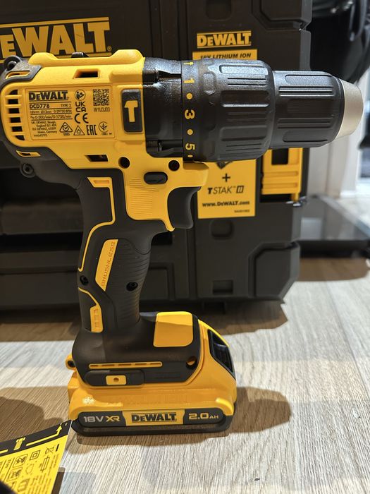 Set filetante Dewalt 18v brushless  Dcd778 si DCF787 cu doua baterii